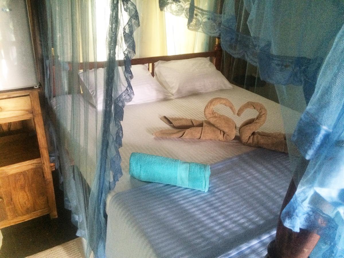 Hôtel Sunny Family à Unawatuna Chambre photo