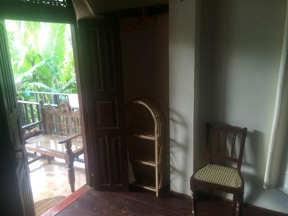 Hôtel Sunny Family à Unawatuna Chambre photo